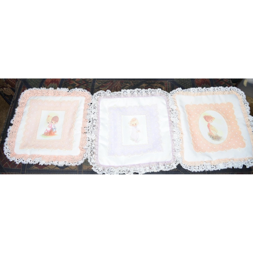 Vtg Precious Moments Ruffle Pillows 3 pc complete ready to Stuff Craft